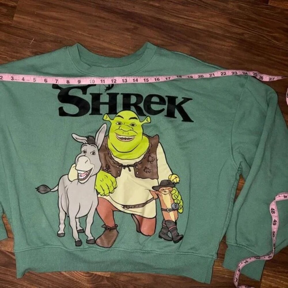 Like New DreamWorks Shrek Donkey & Puss in Boots Cropped Sweatshirt Small - Picture 5 of 8